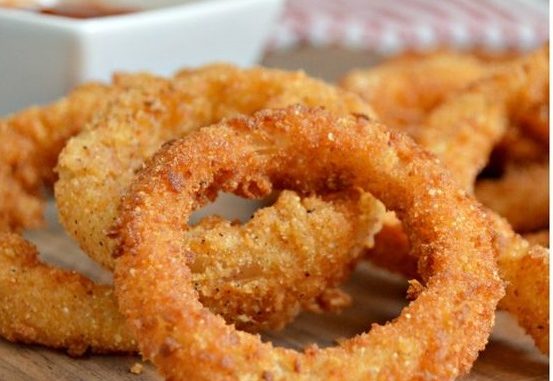 Homemade Extra Crispy Onion Rings