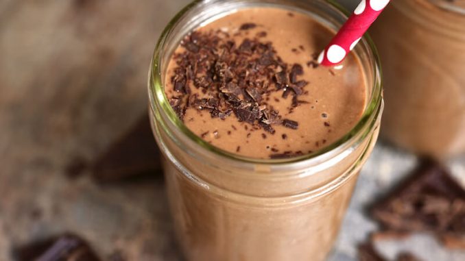 5 Delicious Low-Carb Keto Smoothie Recipes for Weight Loss