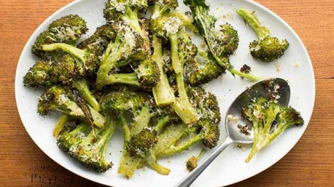 ROASTED PARMESAN BROCCOLI